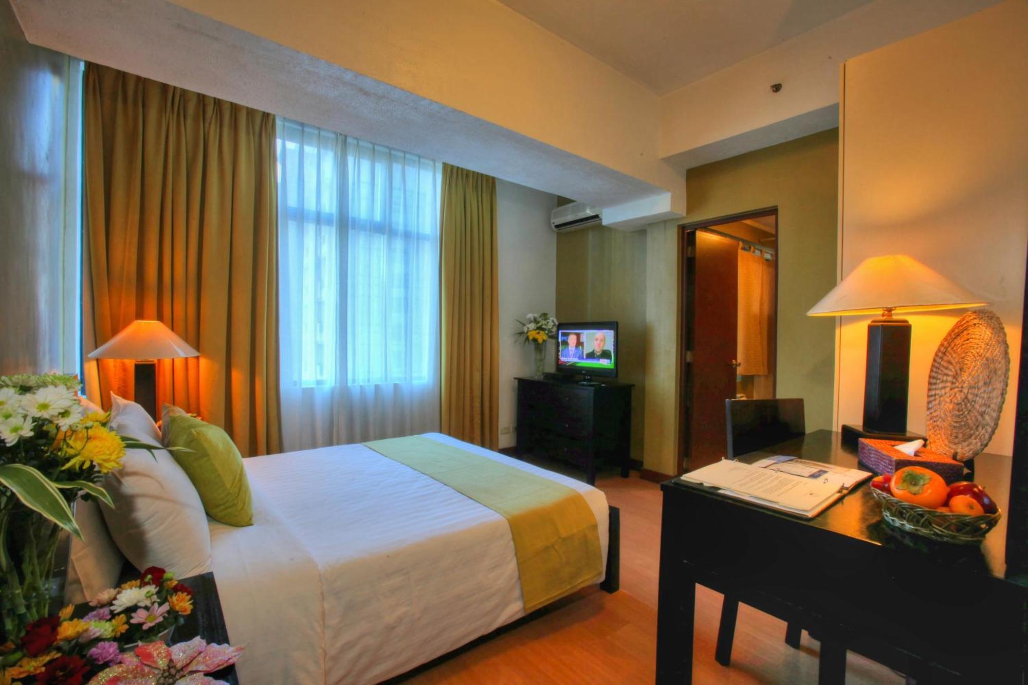 The Malayan Plaza Hotel Pasig City Esterno foto