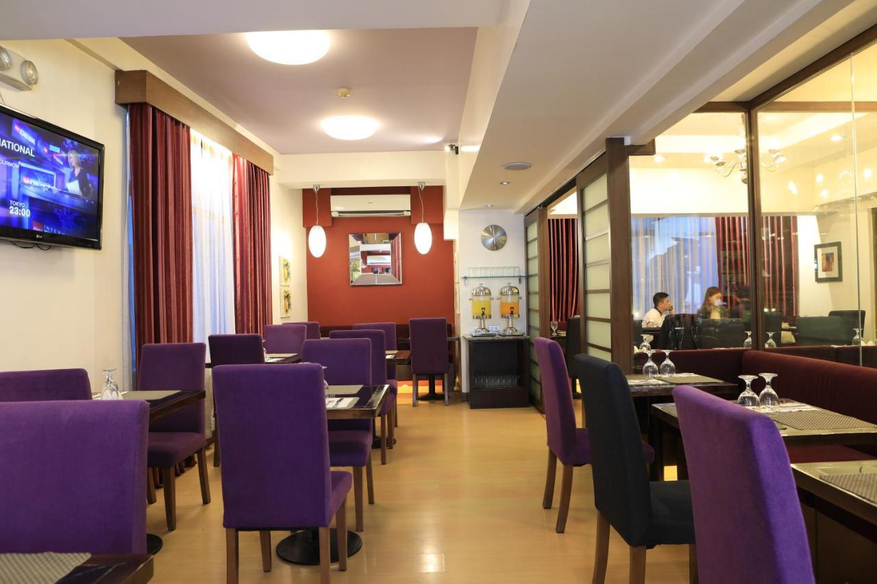 The Malayan Plaza Hotel Pasig City Esterno foto